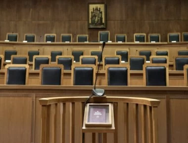 Καρφί «κρυμμένο» σε πιτάκι καρφώθηκε στα ούλα κοριτσιού – Ο Άρειος Πάγος αναίρεσε την καταδίκη των υπευθύνων